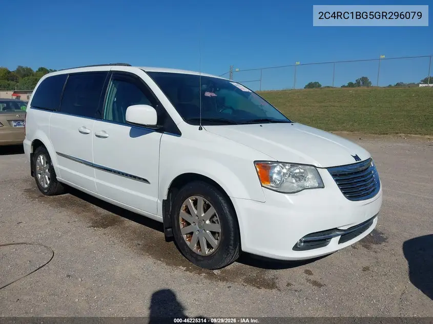 CHRYSLER TOWN & COUNTRY 2016, VIN 2C4RC1BG5GR296079
