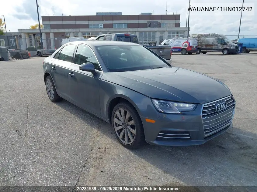 AUDI A4 2017, VIN WAUANAF41HN012742