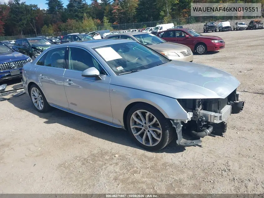AUDI A4 2019, VIN WAUENAF46KN019551