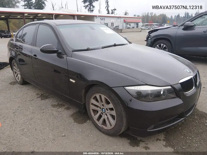BMW 3ER 2007, VIN WBAVA37507NL12318