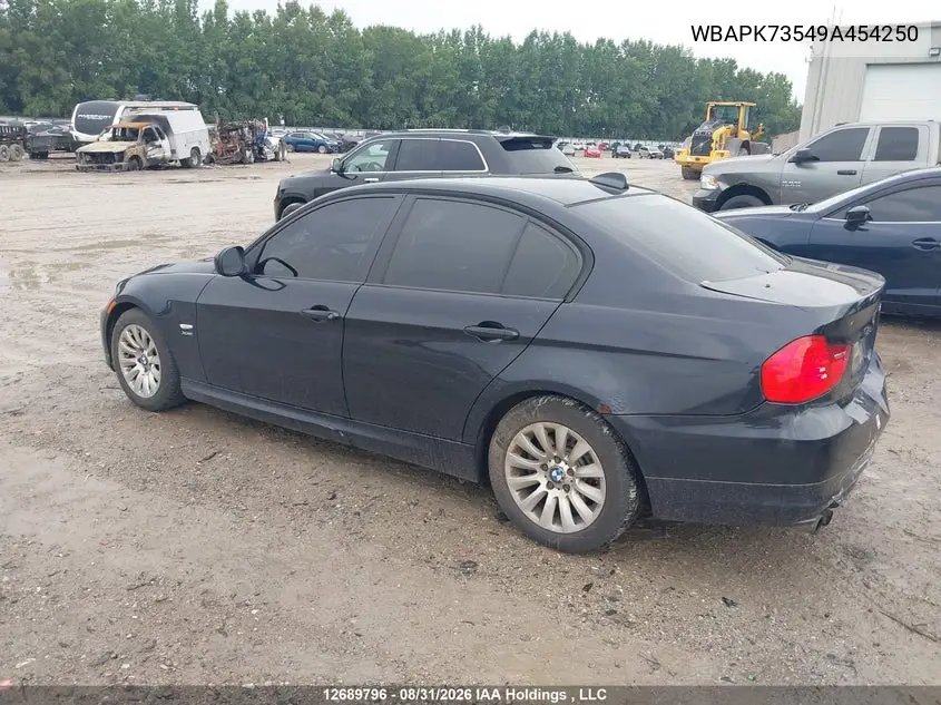 2009 BMW 3ER VIN WBAPK73549A454250 — фото 3