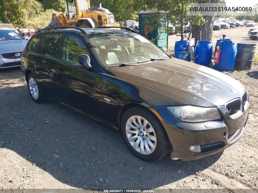 BMW 3ER 2009, VIN WBAUU33519A540069