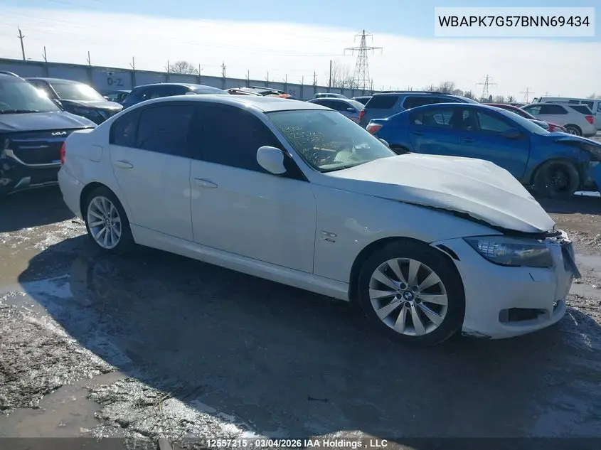 BMW 3ER 2011, VIN WBAPK7G57BNN69434