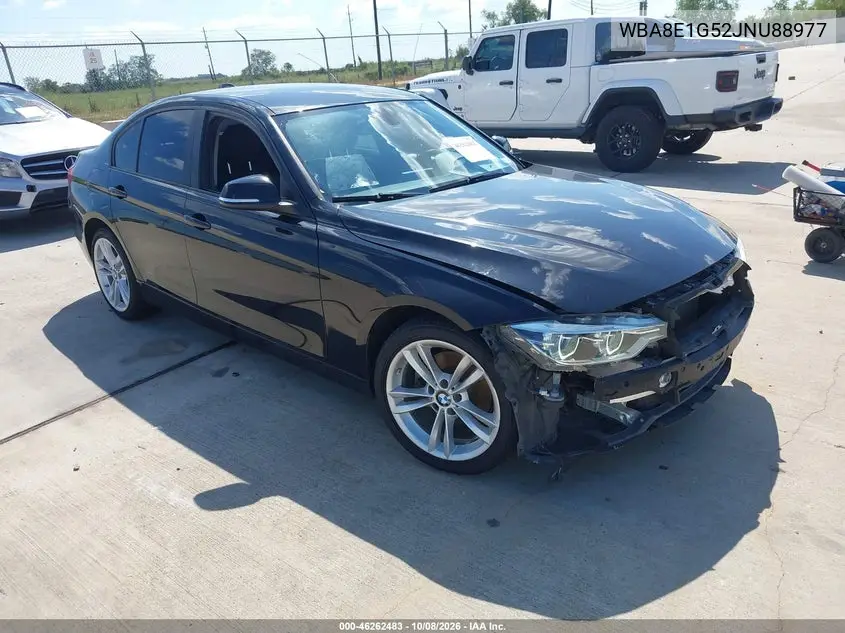 BMW 3ER 2018, VIN WBA8E1G52JNU88977