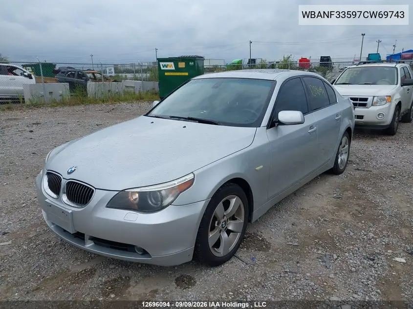2007 BMW 5ER VIN WBANF33597CW69743 — фото 2