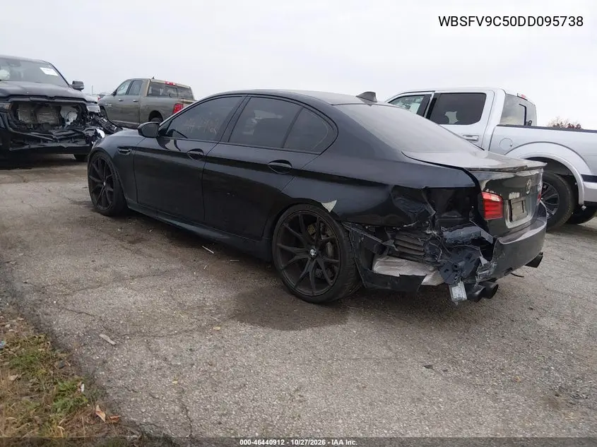 BMW M5 2013, VIN WBSFV9C50DD095738