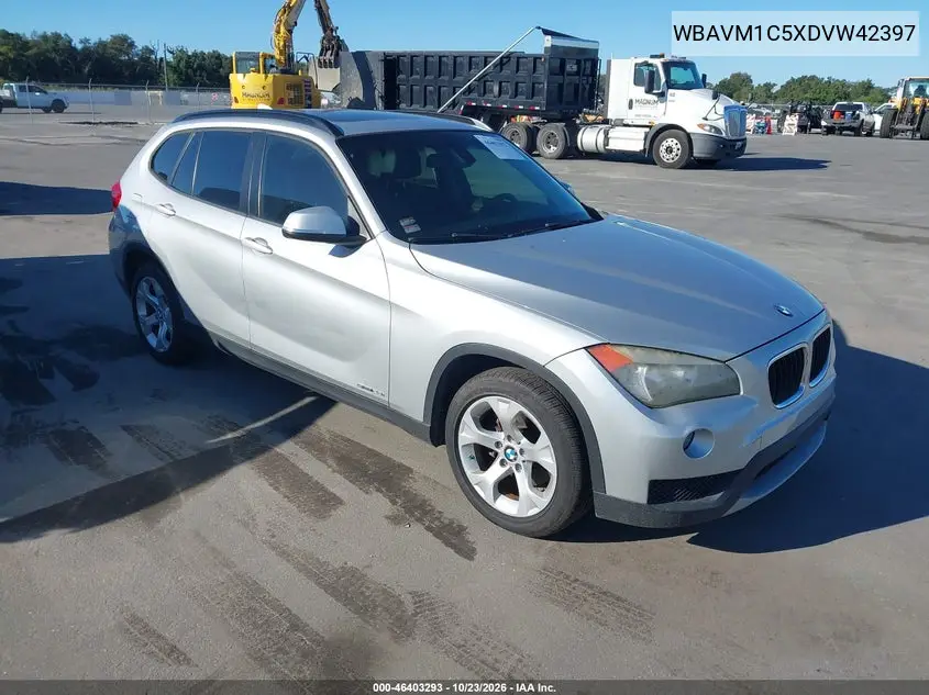 BMW X1 2013, VIN WBAVM1C5XDVW42397