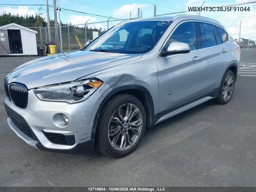 2018 BMW X1 VIN WBXHT3C38J5F91044 — фото 2