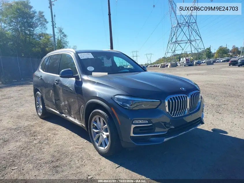 BMW X5 2021, VIN 5UXCR6C09M9E24703