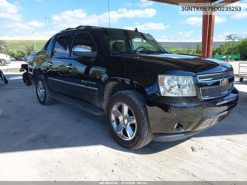 CHEVROLET AVALANCHE 2013, VIN 3GNTKGE79DG235253