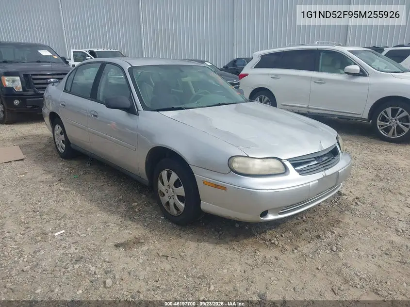 CHEVROLET CLASSIC 2005, VIN 1G1ND52F95M255926