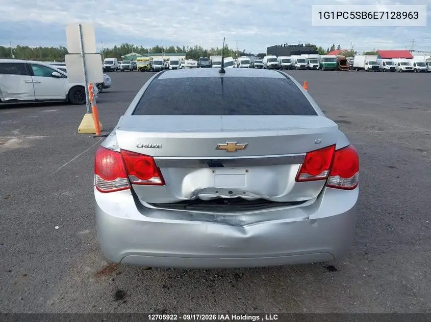 2014 CHEVROLET CRUZE VIN 1G1PC5SB6E7128963 — фото 16