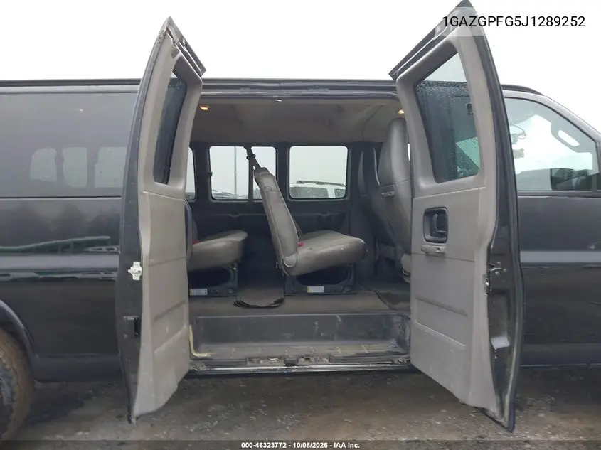 2018 CHEVROLET EXPRESS VIN 1GAZGPFG5J1289252 — фото 8