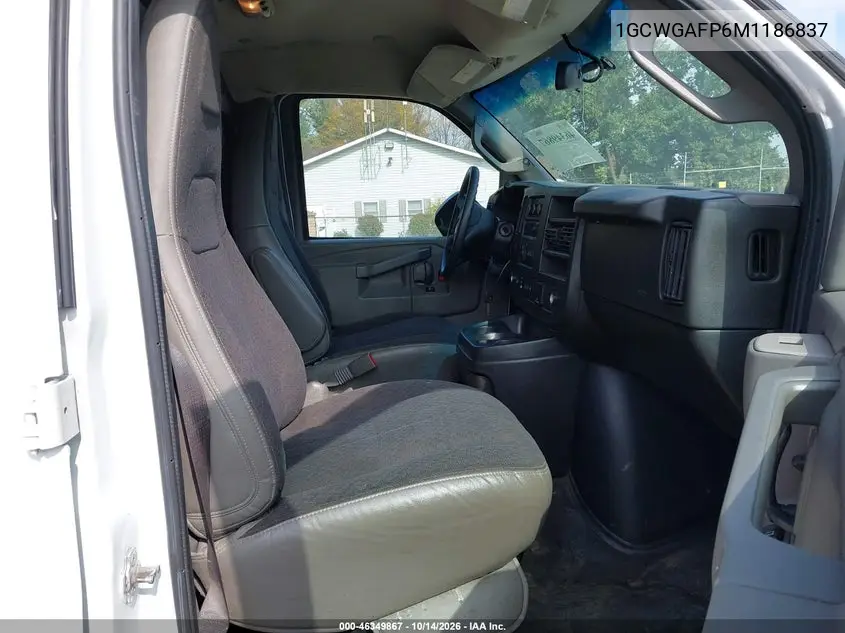 2021 CHEVROLET EXPRESS VIN 1GCWGAFP6M1186837 — фото 5
