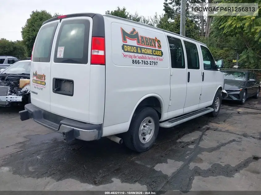 2024 CHEVROLET EXPRESS VIN 1GCWGAFP4R1256813 — фото 4