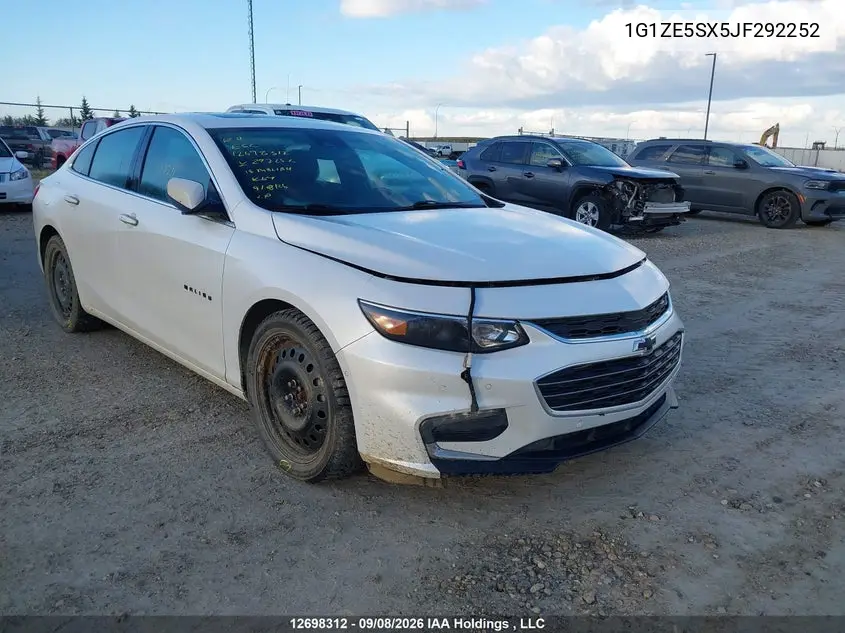 CHEVROLET MALIBU 2018, VIN 1G1ZE5SX5JF292252