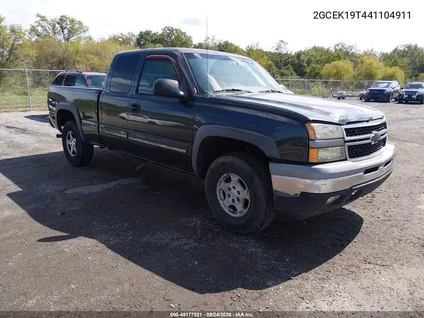 CHEVROLET SILVERADO 2004, VIN 2GCEK19T441104911
