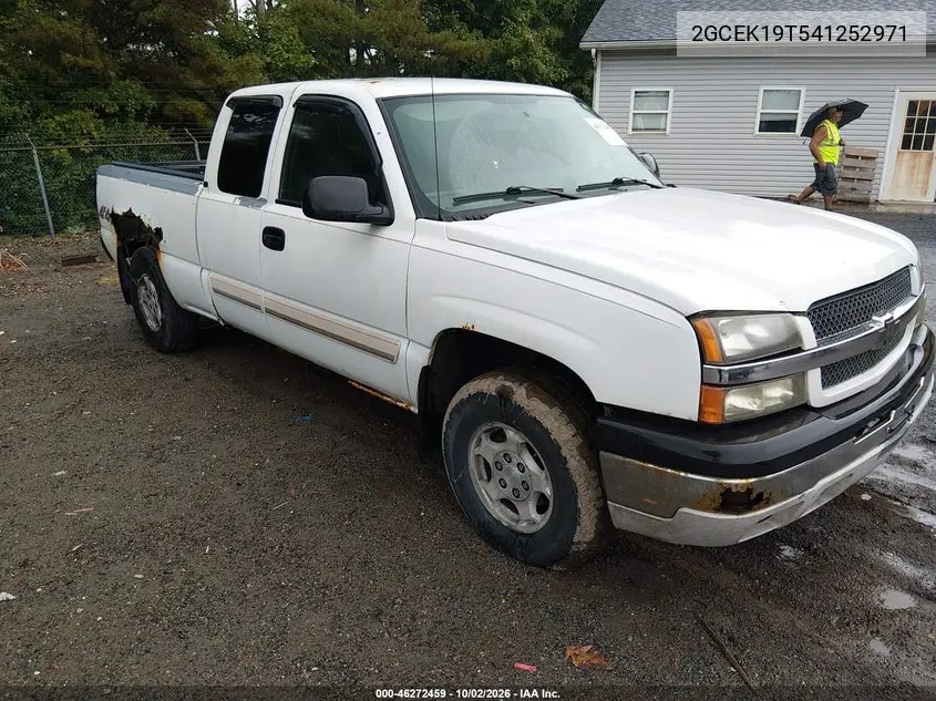CHEVROLET SILVERADO 2004, VIN 2GCEK19T541252971