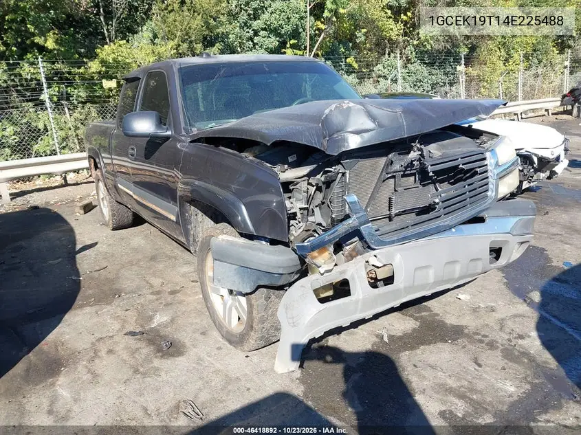CHEVROLET SILVERADO 2004, VIN 1GCEK19T14E225488