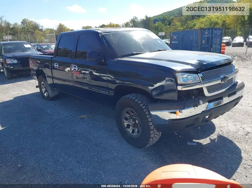 CHEVROLET SILVERADO 2005, VIN 2GCEC13T951198632
