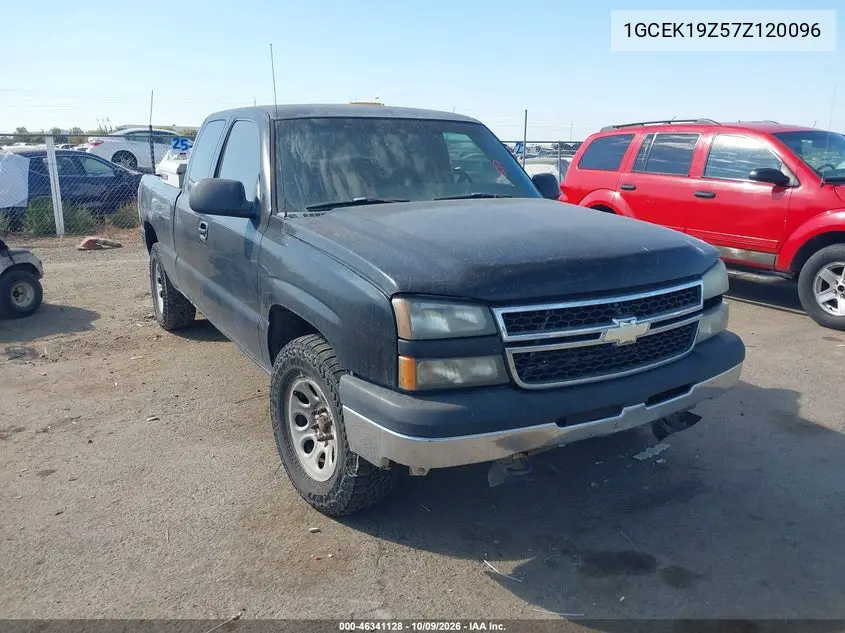 CHEVROLET SILVERADO 2007, VIN 1GCEK19Z57Z120096