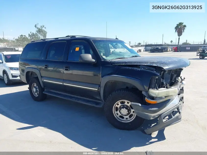 CHEVROLET SUBURBAN 2002, VIN 3GNGK26G62G313925