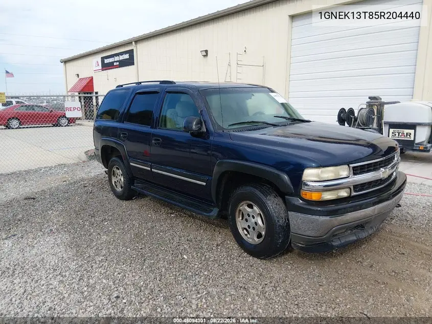 CHEVROLET TAHOE 2005, VIN 1GNEK13T85R204440