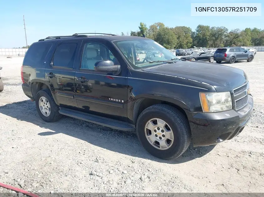 CHEVROLET TAHOE 2007, VIN 1GNFC13057R251709