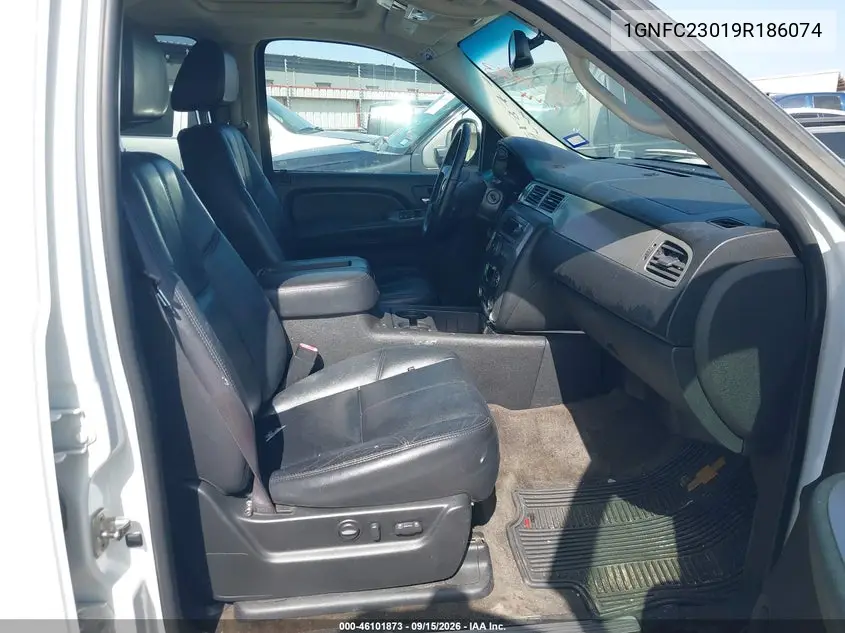 2009 CHEVROLET TAHOE VIN 1GNFC23019R186074 — фото 5