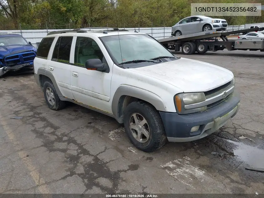 CHEVROLET TRAILBLAZER 2005, VIN 1GNDT13S452356482