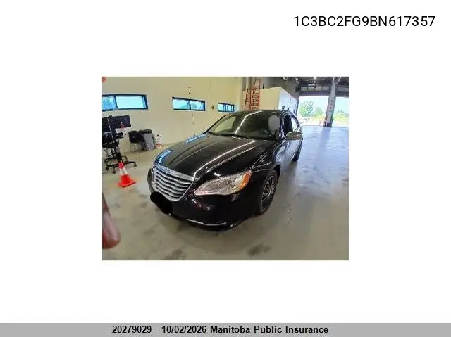 2011 CHRYSLER 200 VIN 1C3BC2FG9BN617357 — фото 2