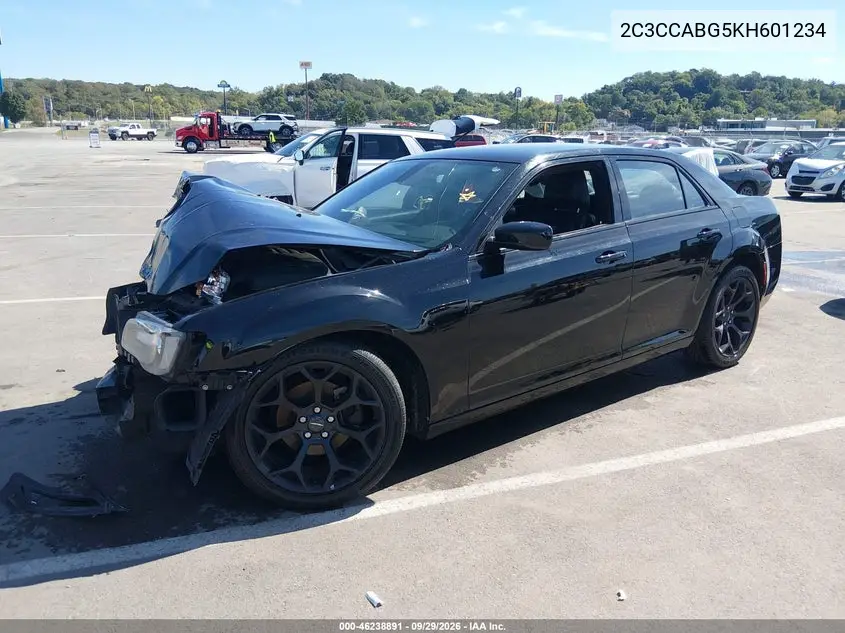 2019 CHRYSLER 300 VIN 2C3CCABG5KH601234 — фото 2