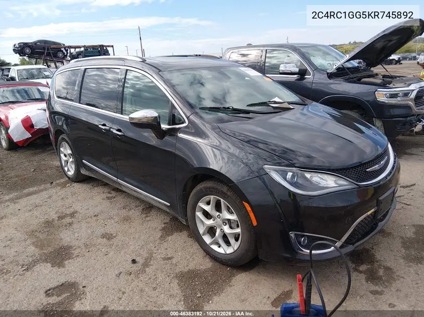 CHRYSLER PACIFICA 2019, VIN 2C4RC1GG5KR745892