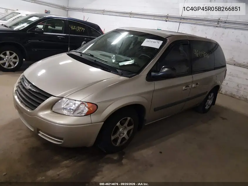 2005 CHRYSLER TOWN & COUNTRY VIN 1C4GP45R05B266851 — фото 2