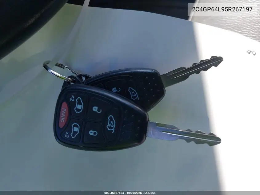 2005 CHRYSLER TOWN & COUNTRY VIN 2C4GP64L95R267197 — фото 11