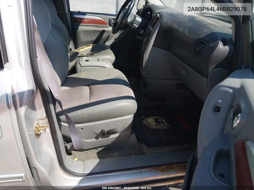 2006 CHRYSLER TOWN & COUNTRY VIN 2A8GP64L46R829078 — фото 5