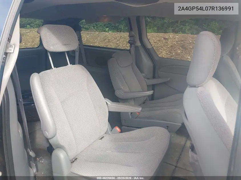 2007 CHRYSLER TOWN & COUNTRY VIN 2A4GP54L07R136991 — фото 8