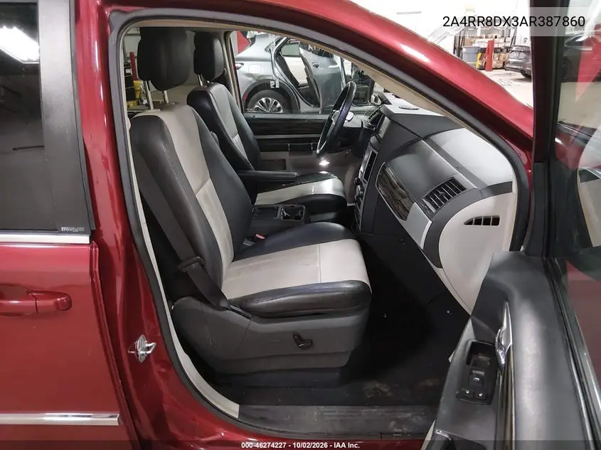 2010 CHRYSLER TOWN & COUNTRY VIN 2A4RR8DX3AR387860 — фото 5