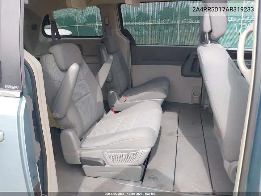 2010 CHRYSLER TOWN & COUNTRY VIN 2A4RR5D17AR319233 — фото 8