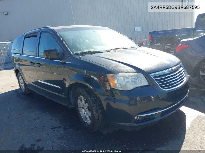 CHRYSLER TOWN & COUNTRY 2011, VIN 2A4RR5DG9BR687595
