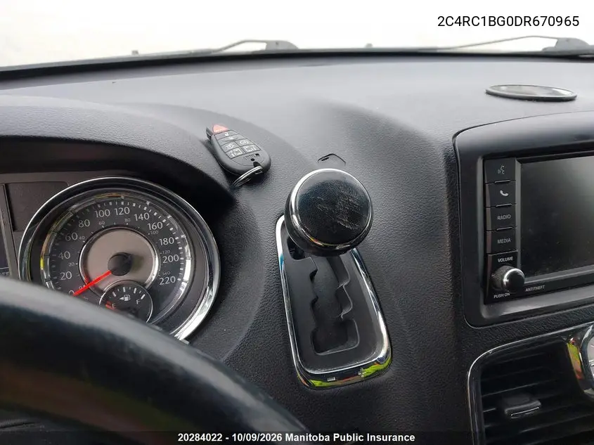 2013 CHRYSLER TOWN & COUNTRY VIN 2C4RC1BG0DR670965 — фото 11