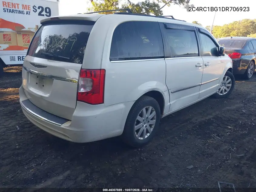 2013 CHRYSLER TOWN & COUNTRY VIN 2C4RC1BG1DR706923 — фото 4
