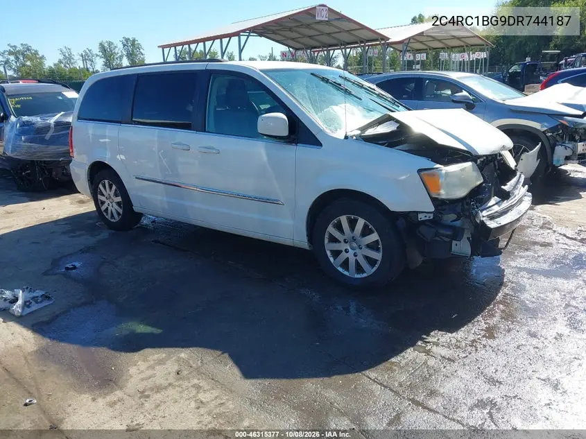CHRYSLER TOWN & COUNTRY 2013, VIN 2C4RC1BG9DR744187