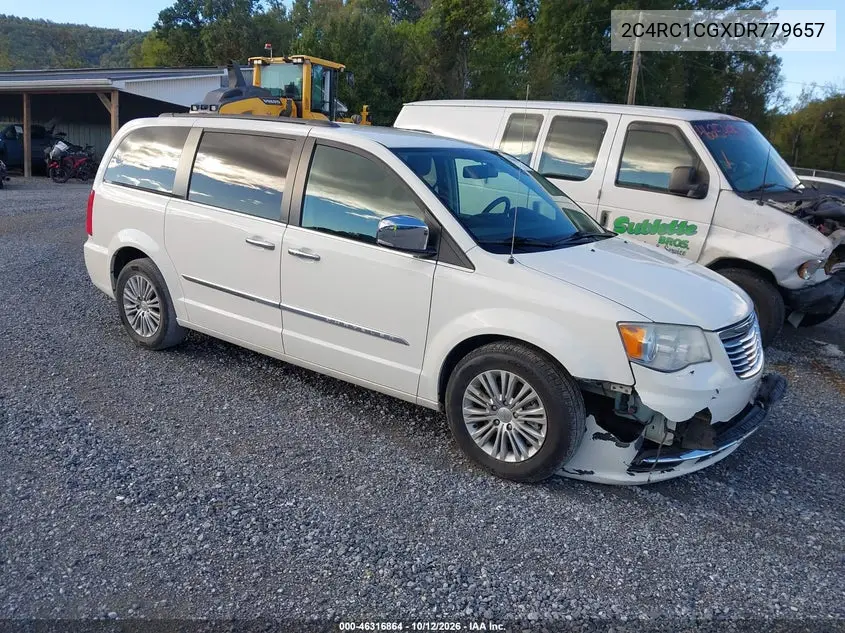 CHRYSLER TOWN & COUNTRY 2013, VIN 2C4RC1CGXDR779657