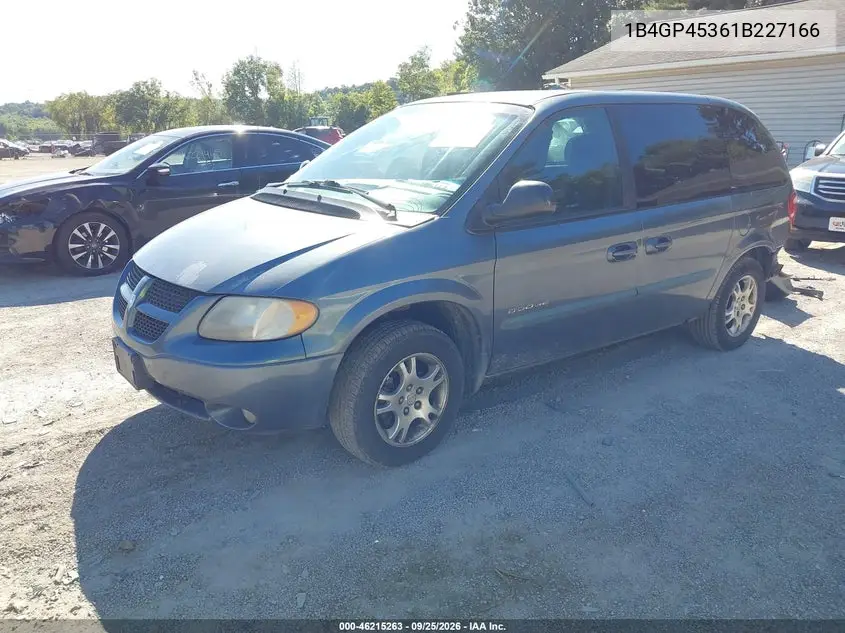 2001 DODGE CARAVAN VIN 1B4GP45361B227166 — фото 2