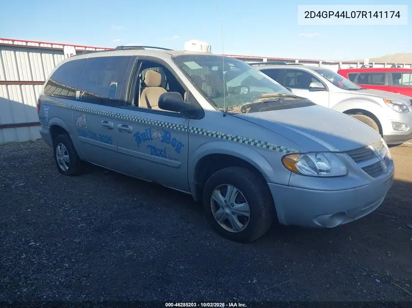 DODGE CARAVAN 2007, VIN 2D4GP44L07R141174