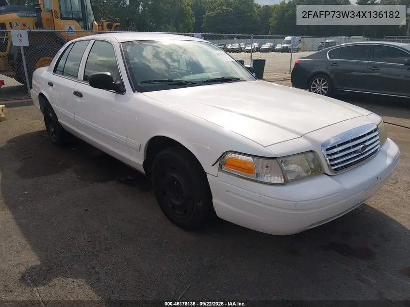 FORD CROWN VICTORIA 2004, VIN 2FAFP73W34X136182