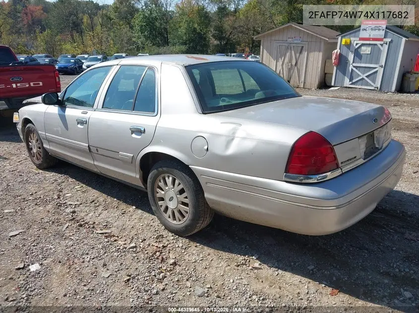 2004 FORD CROWN VICTORIA VIN 2FAFP74W74X117682 — фото 3