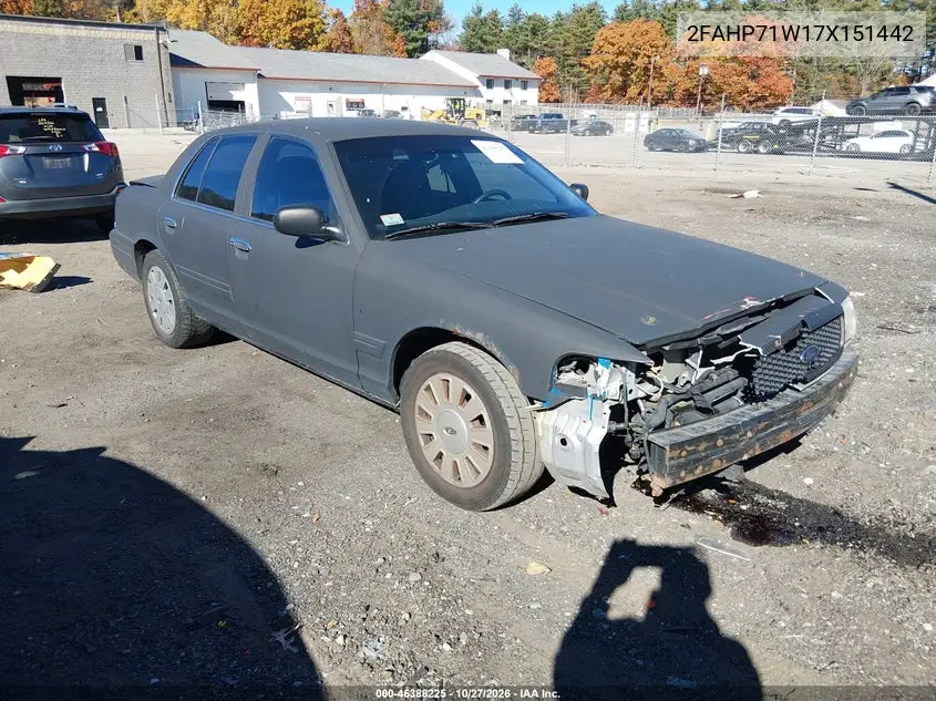 FORD CROWN VICTORIA 2007, VIN 2FAHP71W17X151442