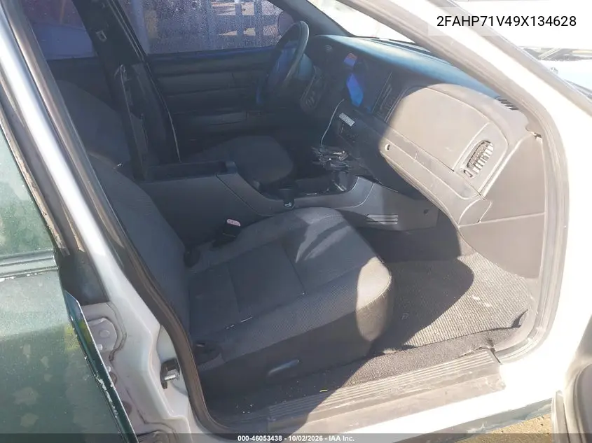 2009 FORD CROWN VICTORIA VIN 2FAHP71V49X134628 — фото 5